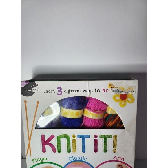 SPICEBOX Knit It Childrens Kids Activity Kit Seven Handmade Projects Craft Set - Picture 3 of 9